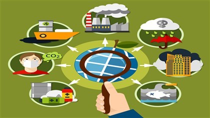 Innovating for Net-Zero: Collaborative and Digital Decarbonisation Strategies in Sunset Industries' Global Value Chains